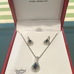 R.H Macy & Co. 2 Pcz Set